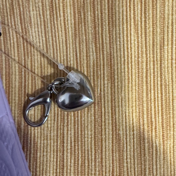 NWT Coach Light Purple Embossed Wristlet - Picture 7 of 11